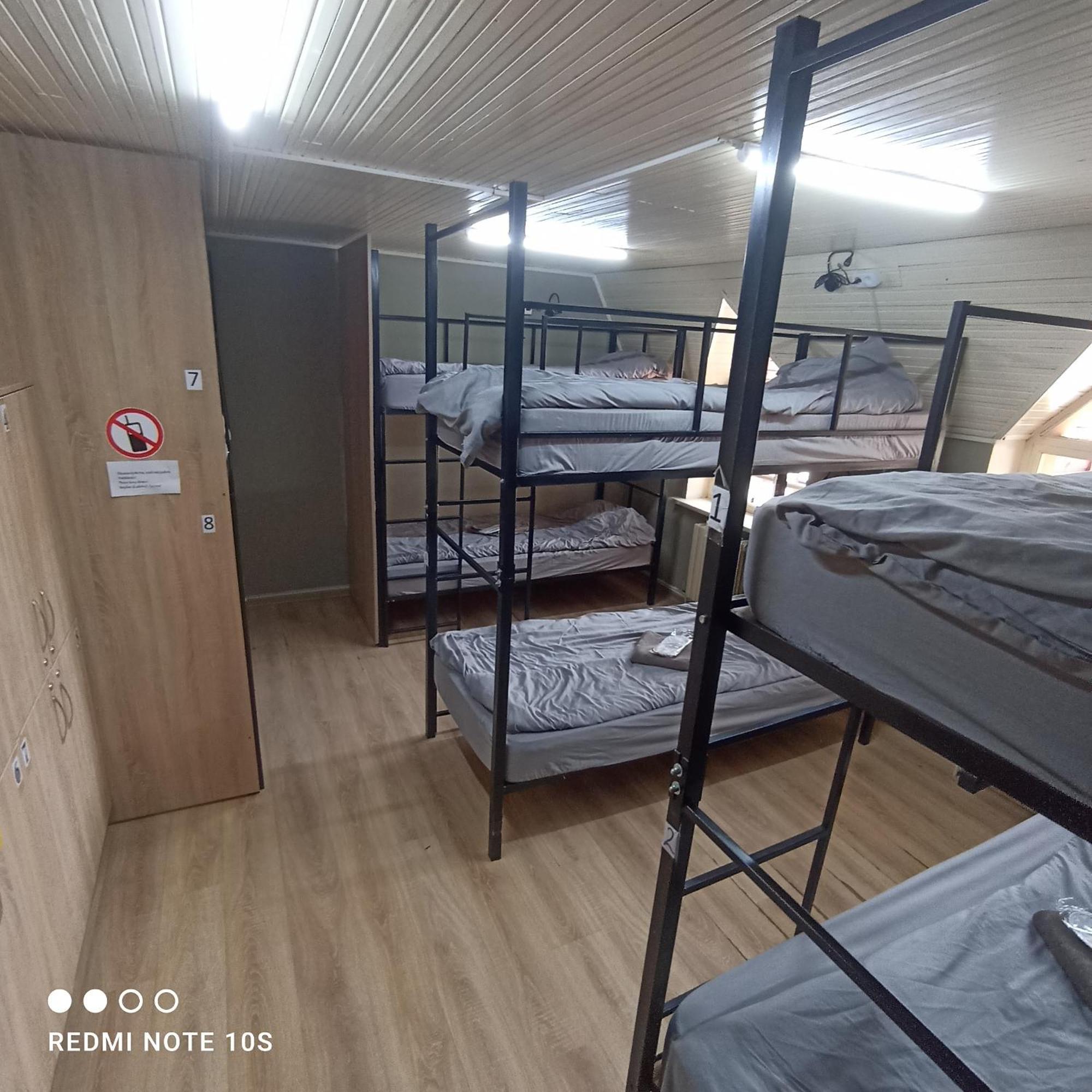 Friends Hostel Кишинев Екстериор снимка